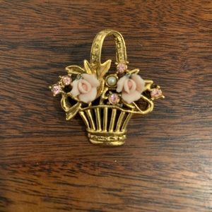 Vintage Mid Century Mod 1928 Jewelry Co. Porcelain Rosette Pearls Basket Brooch